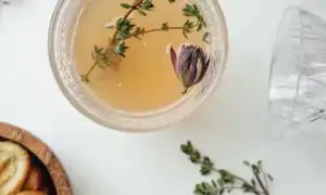 Польза и вред чая с чабрецом и его лечебные свойства для здоровья