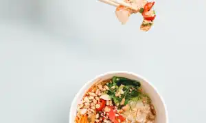 Кто такой нутрициолог и какое обучение нужно пройти для успешной карьеры