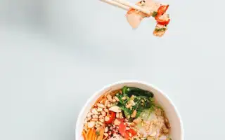 Кто такой нутрициолог и какое обучение нужно пройти для успешной карьеры