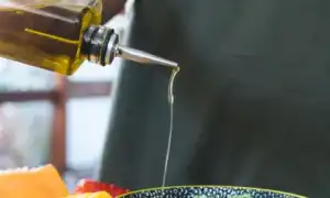 Полезные свойства тыквенного масла для женщин и их здоровье