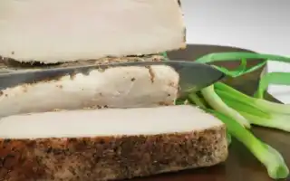 Чем полезно сало для организма женщины и какое лучше для здоровья