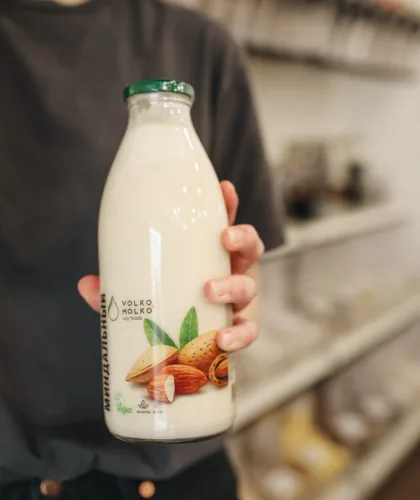 миндальное молоко