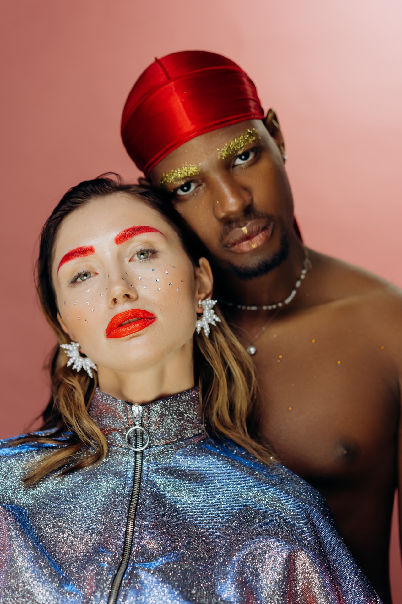 девушка и парень